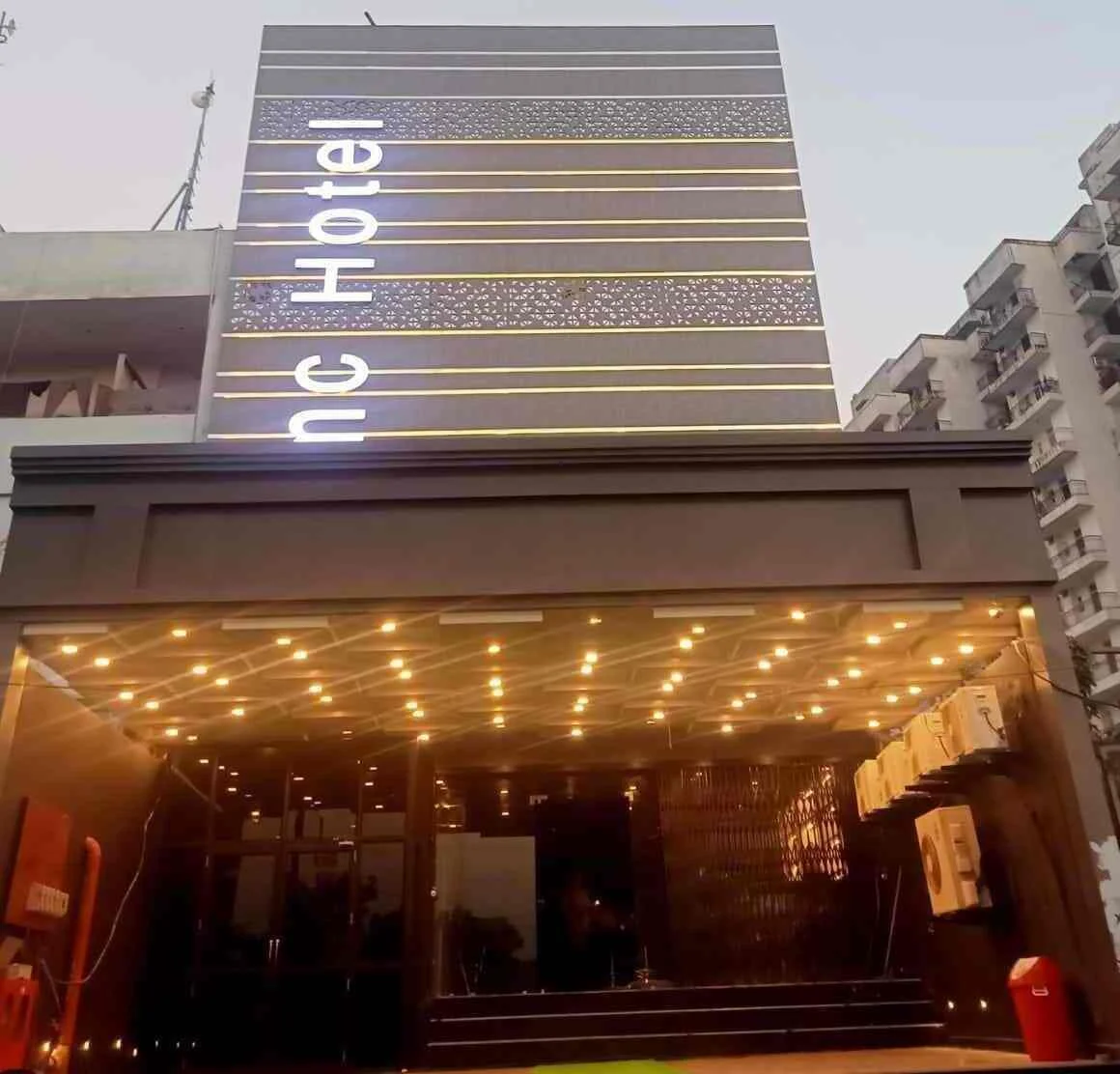MMC Hotel Bar & Restaurant